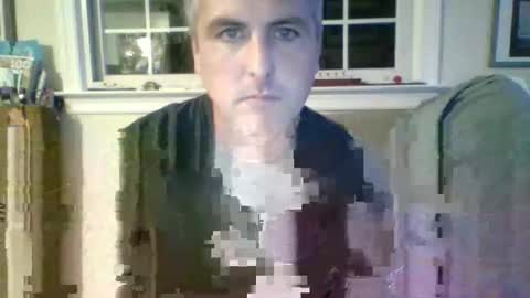 Snapshot of specialsauce28 chatting on October 24, 1:40 am specialsauce28 online show from October 24, 1:40 am