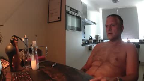 DutchDude online show from June 26, 7:55 am
