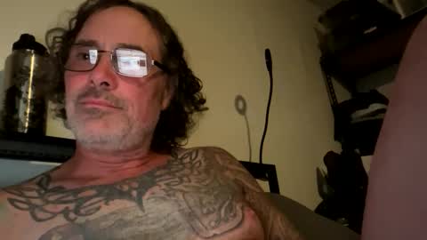 specter1972 online show from March 23, 11:54 pm