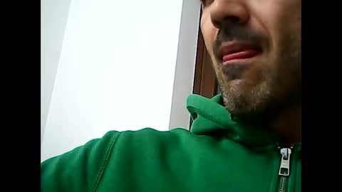 Snapshot of speed0800 chatting on December 16, 10:34 pm Speed online show from December 16, 10:34 pm