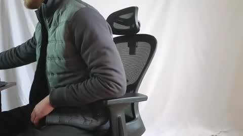 Marco. When Im offline you can view premium content in bio online show from December 22, 8:11 am