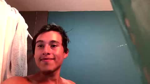 Snapshot of spiritbodymind chatting on October 12, 11:54 pm SpiritBodyMind online show from October 12, 11:54 pm