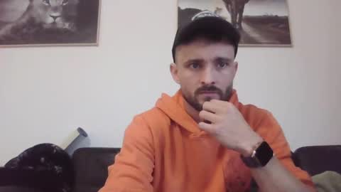 Snapshot of spyco82 chatting on December 31, 8:48 am spyco82 online show from December 31, 8:48 am