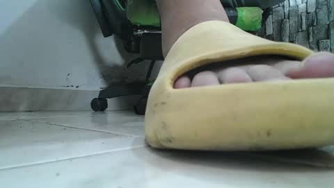 sr master cum its my old account online show from October 10, 4:39 am