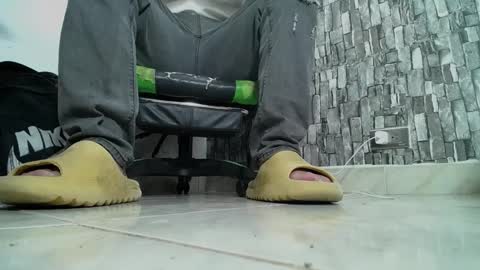 sr master cum its my old account online show from January 18, 6:31 am