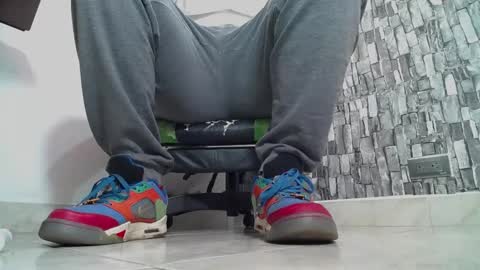 sr master cum its my old account online show from January 28, 2:21 pm