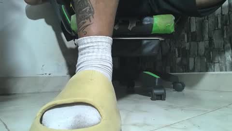 sr master cum its my old account online show from December 20, 12:07 am