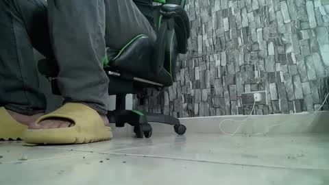 sr master cum its my old account online show from January 21, 4:22 am