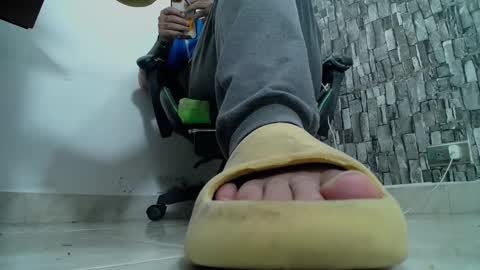 sr master cum its my old account online show from January 11, 2:30 am