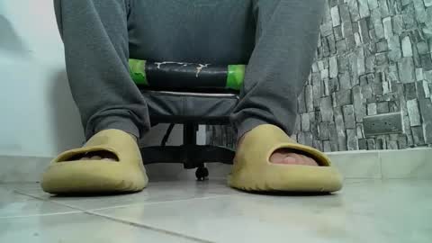 sr master cum its my old account online show from January 28, 3:47 am