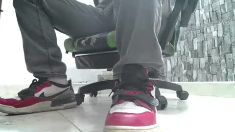 sr master cum its my old account online show from July 6, 4:20 am