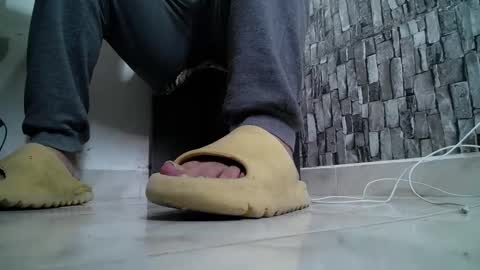 sr master cum its my old account online show from December 16, 7:00 pm