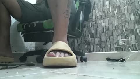 sr master cum its my old account online show from October 4, 4:06 am