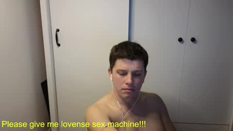 st1vemaster01 online show from March 6, 5:10 pm