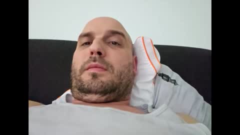 sta13 online show from December 11, 10:04 am