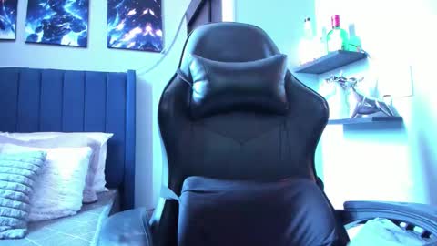 Snapshot of stefann_salvatore chatting on September 28, 5:55 pm Stefann Salvatore online show from September 28, 5:55 pm