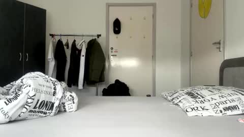 stefanomorelli online show from April 15, 8:14 am