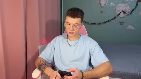 Akin online show from October 28, 4:09 pm