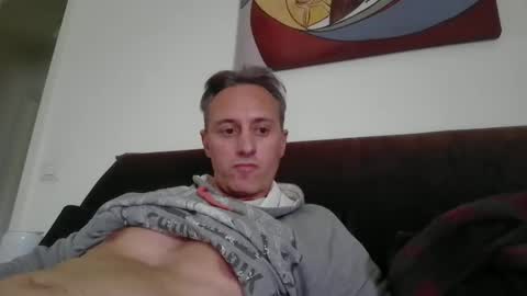 sten015 online show from November 11, 1:49 pm