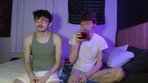 stepbros_try_stuff online show from February 5, 3:55 am