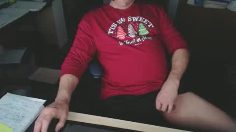 stephenhal9 online show from April 11, 5:03 am