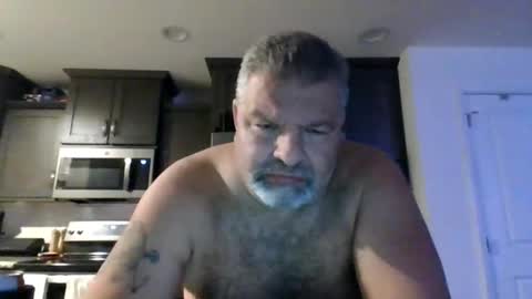 Snapshot of steved6001 chatting on January 9, 2:54 am steved6001 online show from January 9, 2:54 am