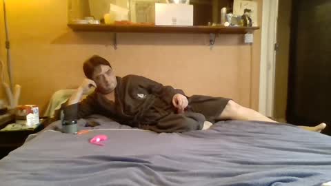 Snapshot of stevefromfrance chatting on December 12, 11:29 am stevefromfrance online show from December 12, 11:29 am