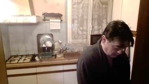 Snapshot of stevefromfrance chatting on January 15, 9:13 am stevefromfrance online show from January 15, 9:13 am