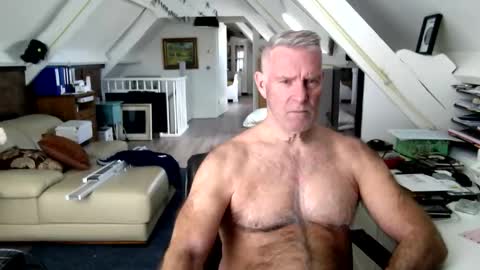 stevetwo online show from April 20, 11:24 am