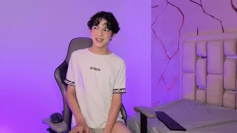 Sthepano  online show from February 26, 8:54 pm