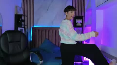 Sthepano  online show from July 17, 1:13 am