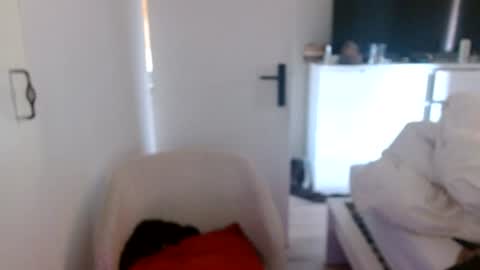 Axel online show from July 11, 3:03 pm