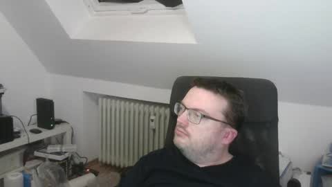 Oliver online show from January 9, 7:41 pm