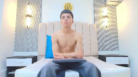 stiven_cooper2 online show from June 27, 12:22 pm