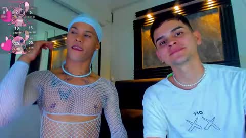 friends online show from September 25, 4:44 am