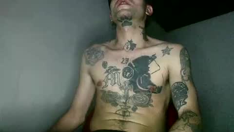 stiven online show from April 15, 8:47 am