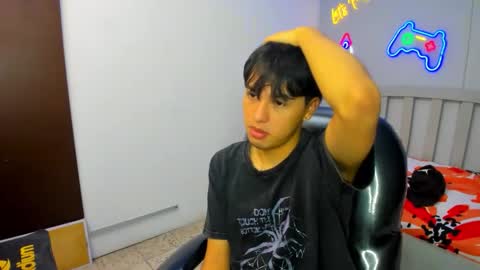 Stiwen online show from October 17, 3:05 pm