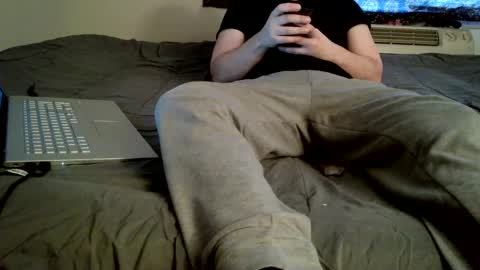 stonedandlovingit online show from January 29, 6:18 pm