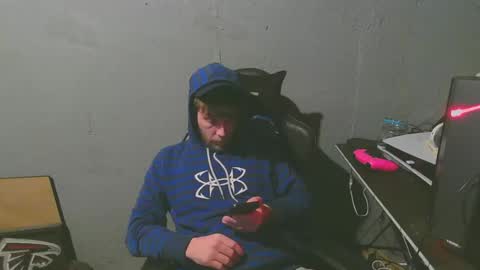 Snapshot of stonedpanda77 chatting on January 6, 4:36 am stonedpanda77 online show from January 6, 4:36 am