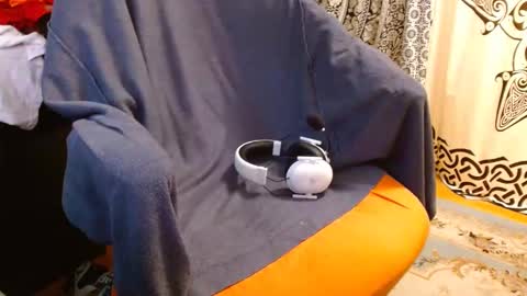 Stonerbear42 online show from November 2, 11:25 am