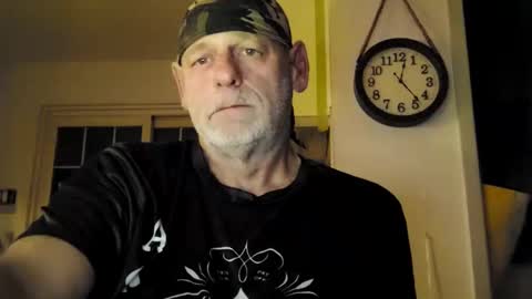 stormynorm14 online show from December 22, 5:23 am