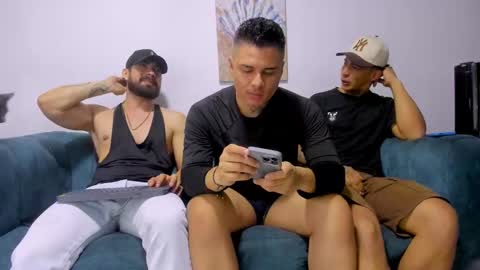 straight__friends online show from September 10, 2:16 pm