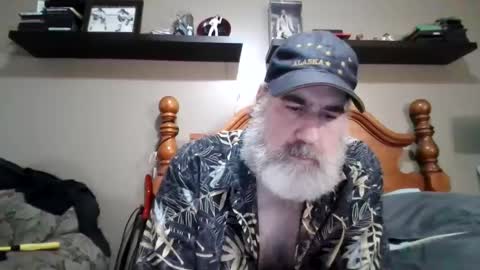 Straightbear4you online show from September 13, 10:11 pm