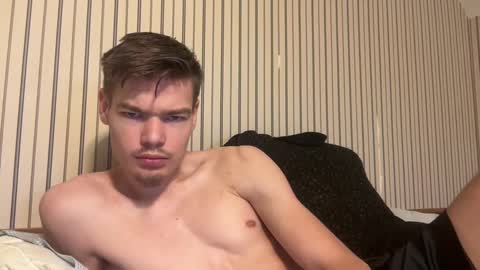 stratman301 online show from December 19, 2:13 pm