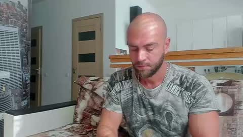 Strong Arni online show from February 18, 8:16 am