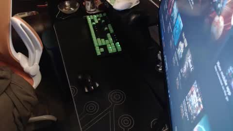 stud69861714 online show from February 21, 8:15 am