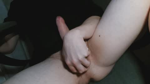 Sub Femboy online show from December 18, 11:19 pm