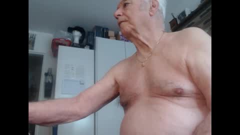 Marcel online show from April 15, 8:36 am