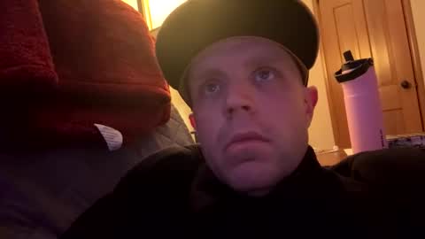 submissivebrett381 online show from March 26, 11:31 pm