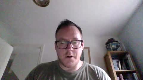 Sub Male online show from April 11, 8:40 am